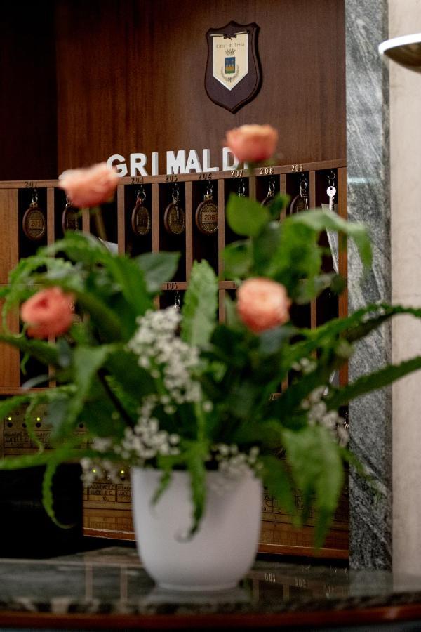 Hotel Grimaldi Treia Екстериор снимка