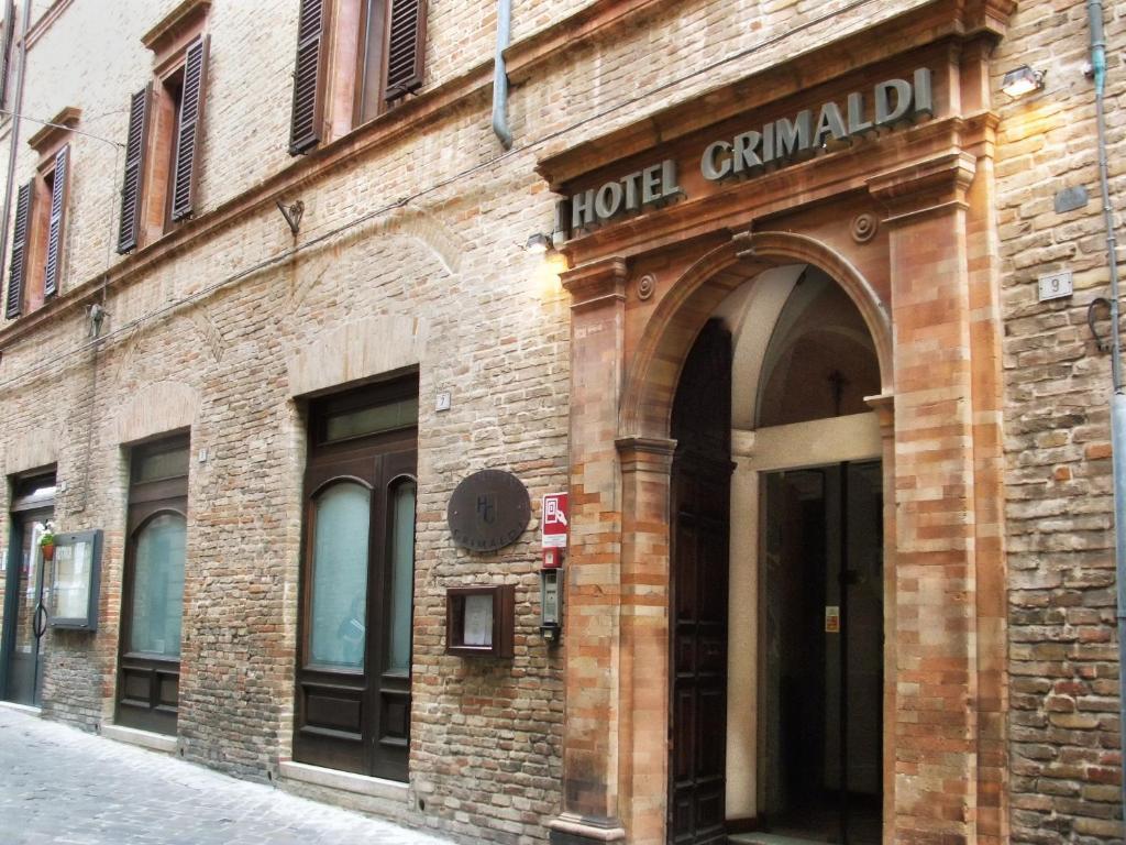 Hotel Grimaldi Treia Екстериор снимка